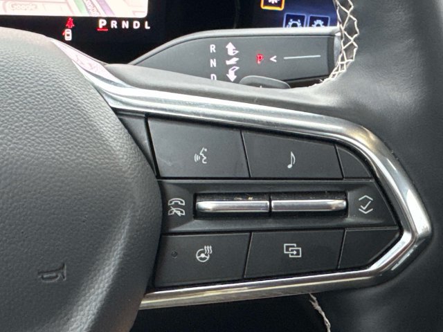 Used 2025 Chevrolet Traverse High Country AWD/4WD image 29