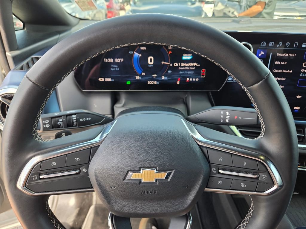 Certified 2025 Chevrolet Equinox EV LT w/ Convenience Package image 27