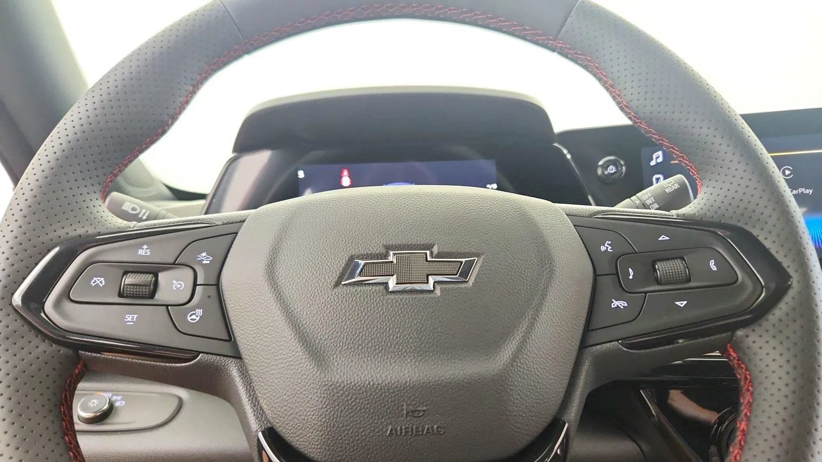 New 2026 Chevrolet Trax RS w/ Driver Confidence Package FWD image 18