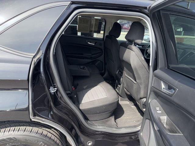 Used 2023 Ford Edge SE w/ Black Appearance Package AWD/4WD image 10