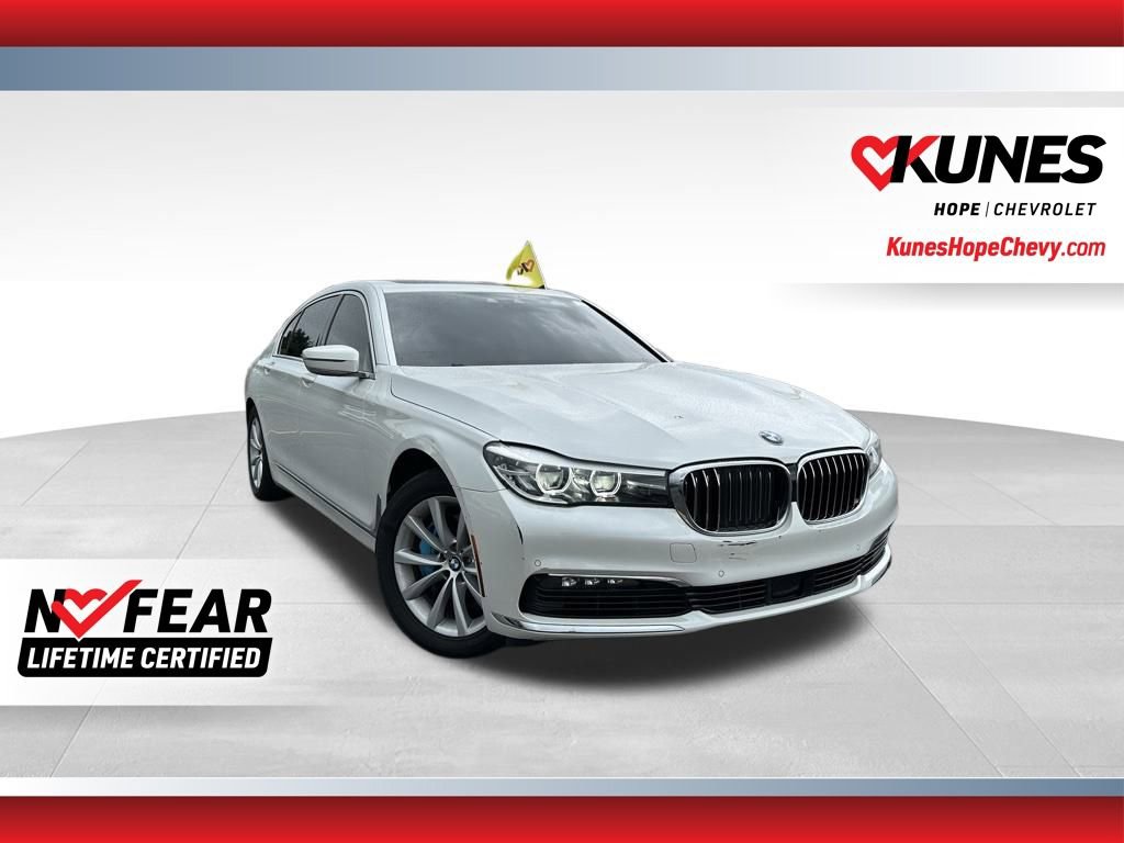 Used 2018 BMW 740i xDrive image 1