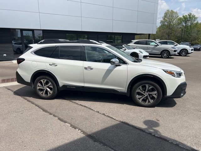Used 2020 Subaru Outback Touring w/ Popular Package #2 AWD/4WD image 2