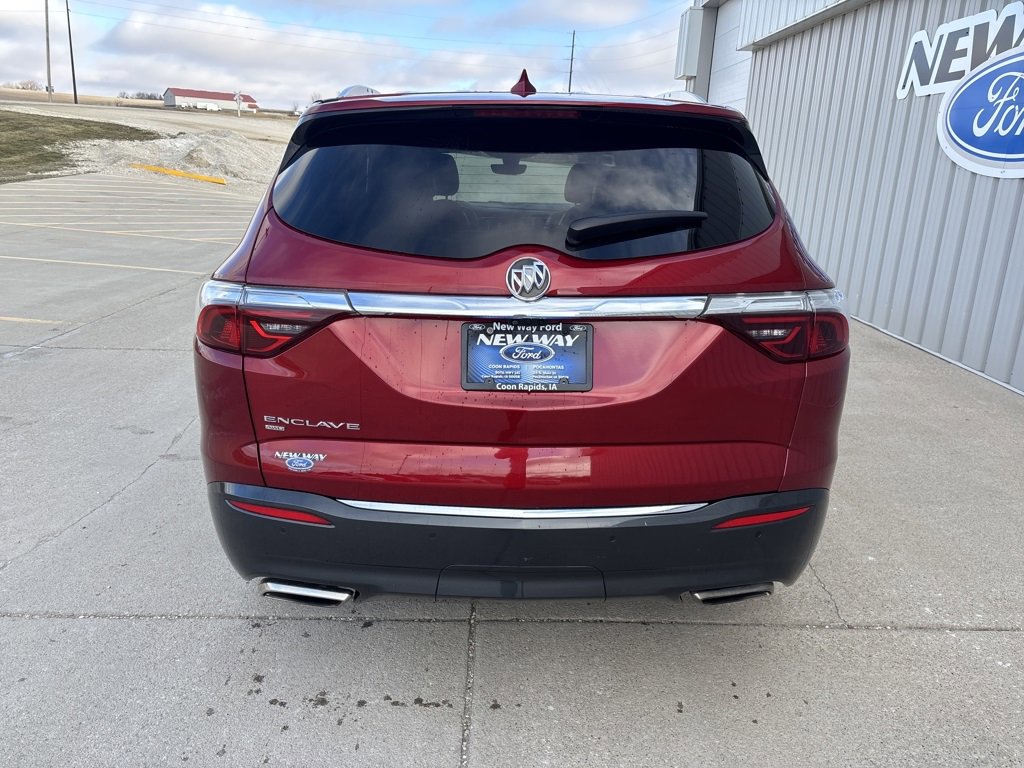 Used 2024 Buick Enclave Premium image 6