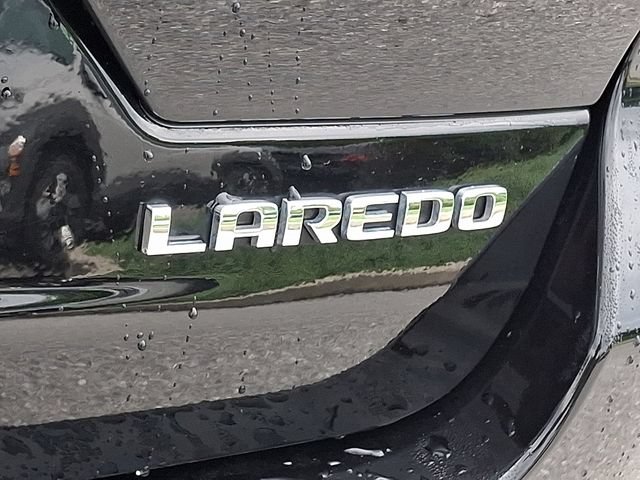 Used 2023 Jeep Grand Cherokee Laredo X AWD/4WD image 29