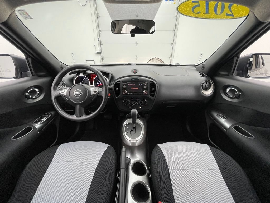 Used 2015 Nissan Juke S FWD image 3
