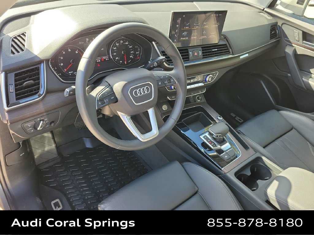 Certified 2024 Audi Q5 2.0T Premium w/ Convenience Package AWD/4WD image 10