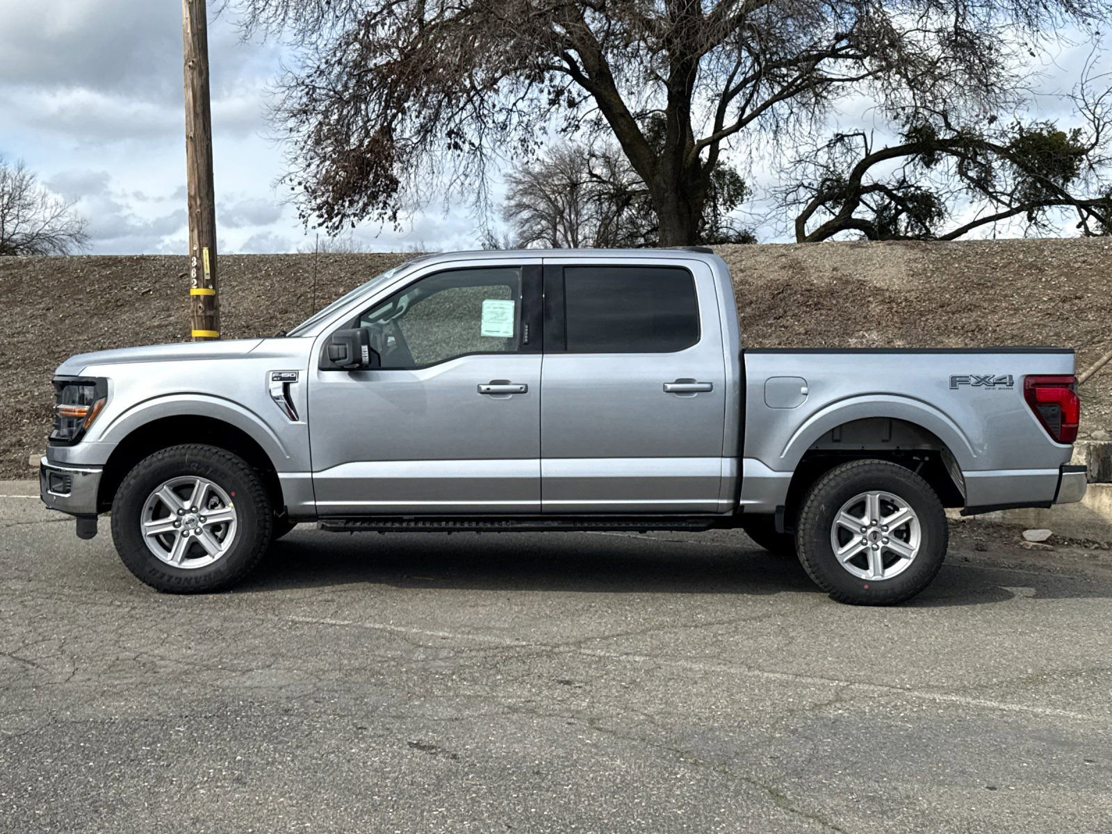 New 2026 Ford F150 XLT w/ Equipment Group 302A MID image 6