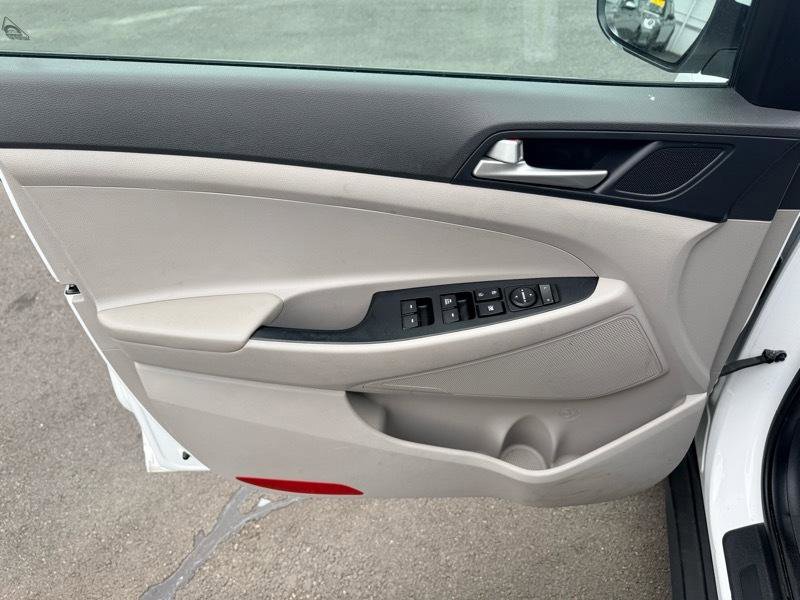 Used 2020 Hyundai Tucson SE AWD/4WD image 11