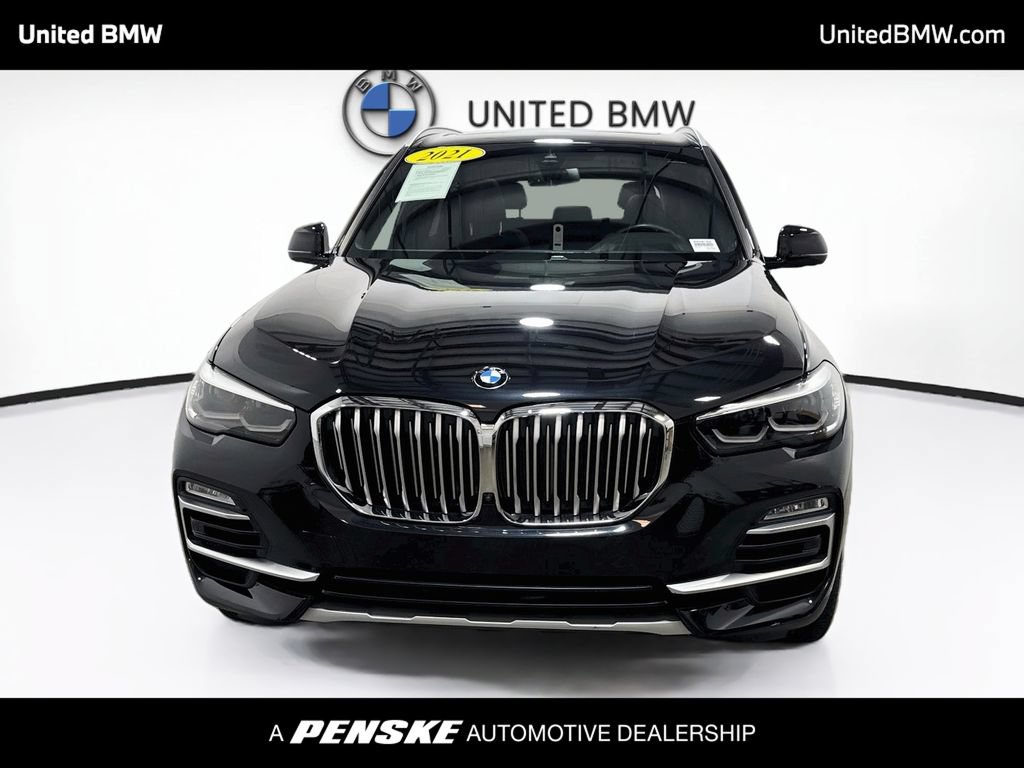 Used 2021 BMW X5 xDrive40i w/ Premium Package 2 AWD/4WD image 2