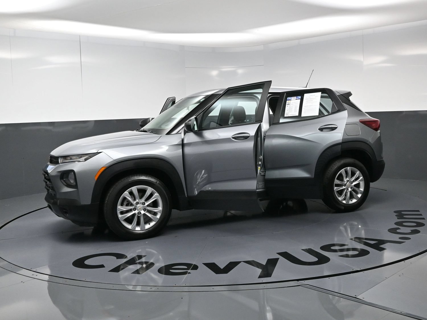 Used 2023 Chevrolet TrailBlazer LS FWD image 21