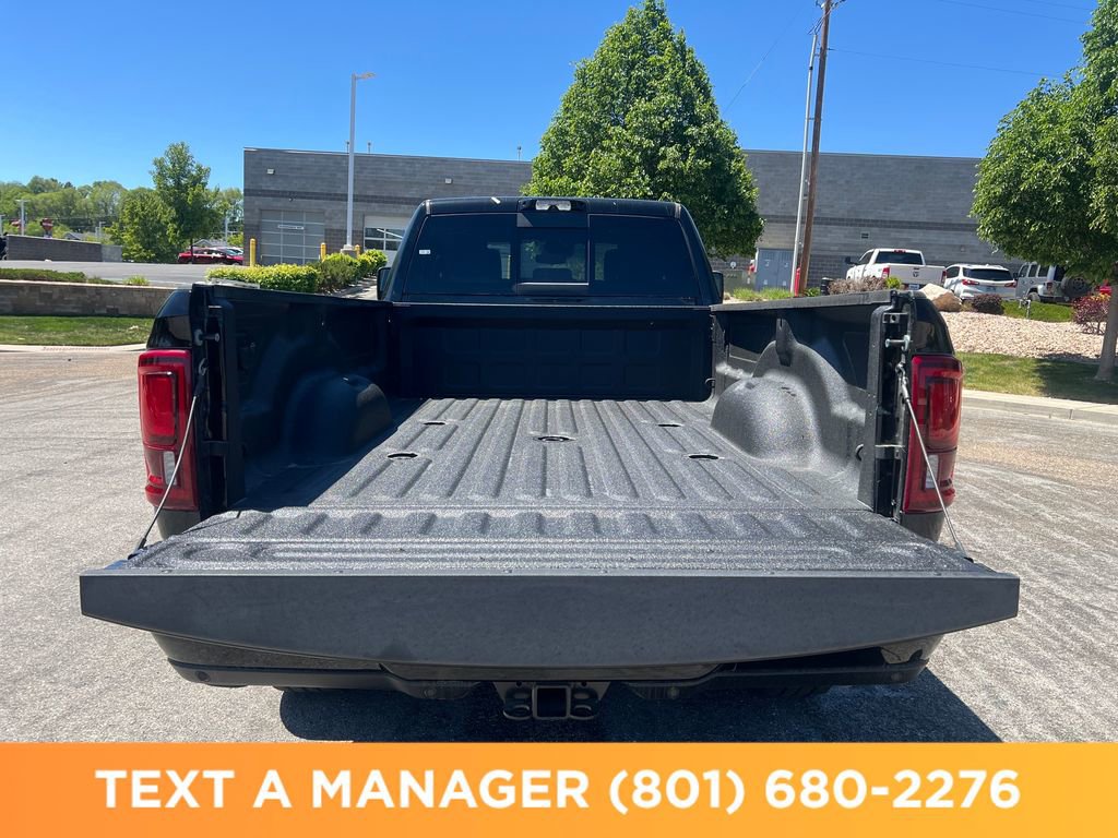 New 2026 RAM 3500 Laramie AWD/4WD image 22