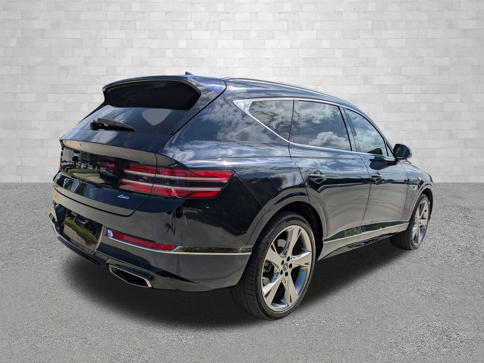 Certified 2022 Genesis GV80 2.5T w/ Prestige Package 04 AWD/4WD image 2