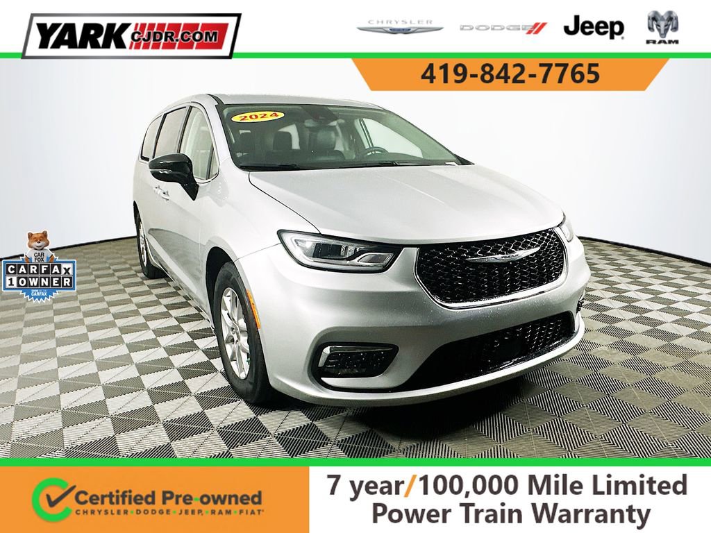 Certified 2024 Chrysler Pacifica Touring-L