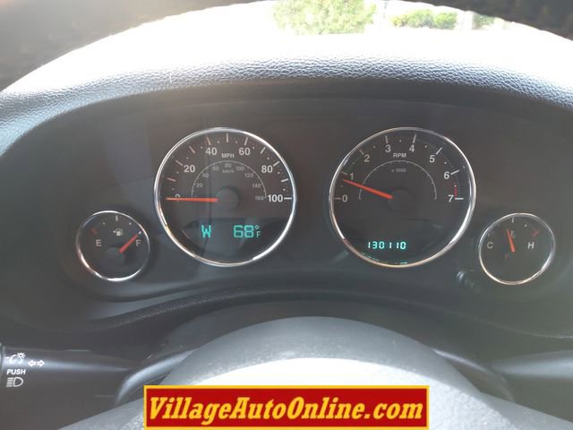 Used 2012 Jeep Wrangler Rubicon w/ PWR Convenience Group image 27