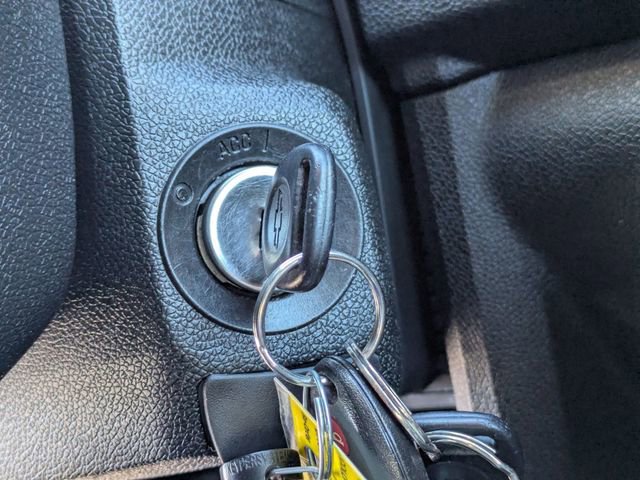 Used 2015 Chevrolet Traverse LT w/ Style and Technology Package image 21