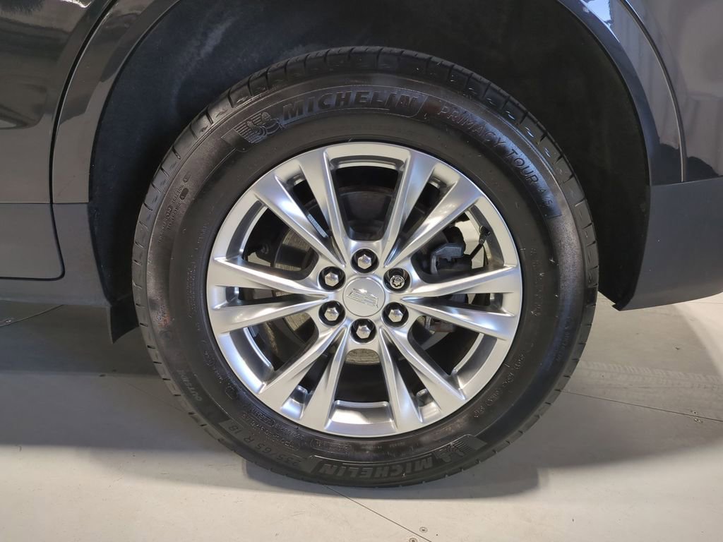 Used 2020 Cadillac XT5 Premium Luxury w/ LPO, Floor Liner Package image 17