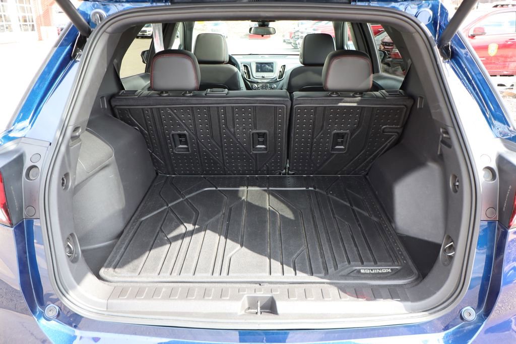 Used 2023 Chevrolet Equinox RS w/ LPO, Floor Liner Package image 36
