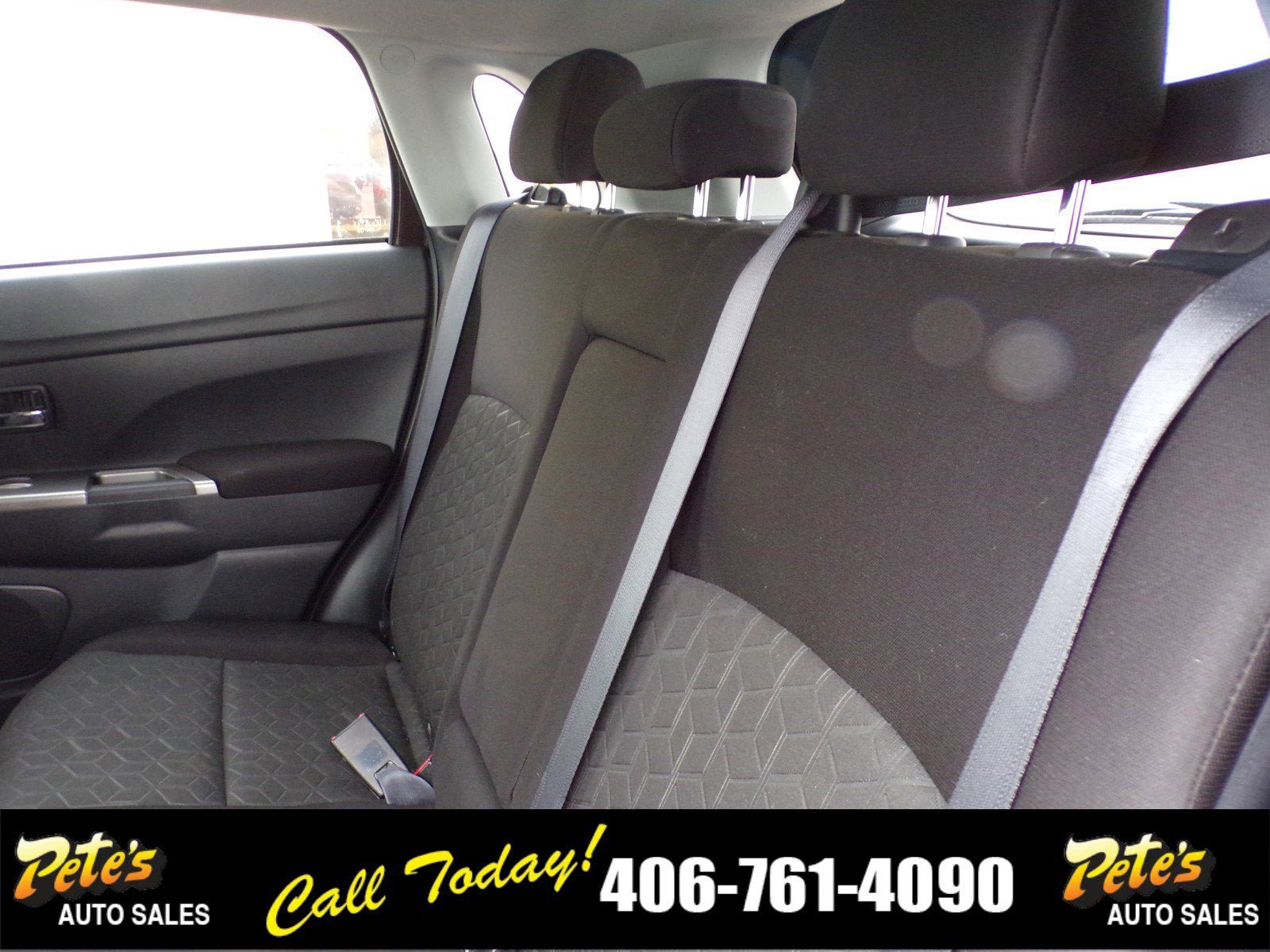 Used 2020 Mitsubishi Outlander Sport SE AWD/4WD image 13