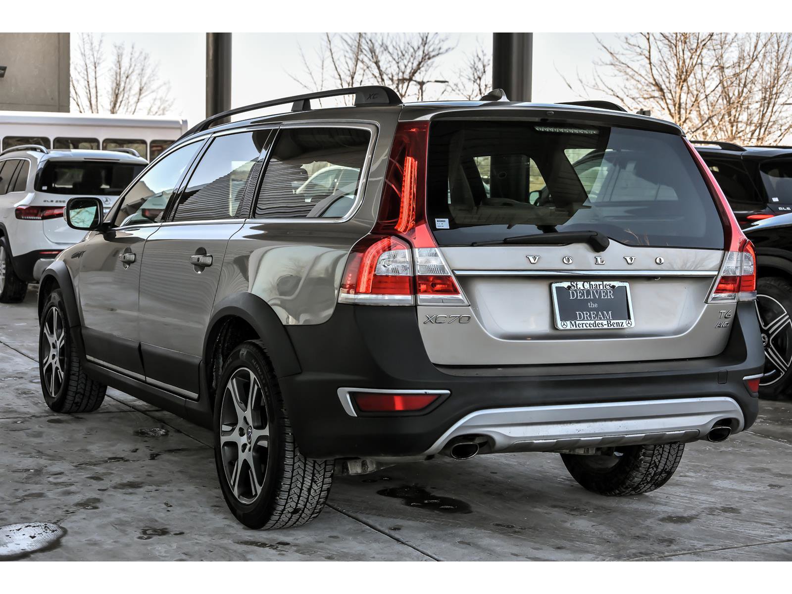 Used 2015 Volvo XC70 T6 Premier Plus image 6