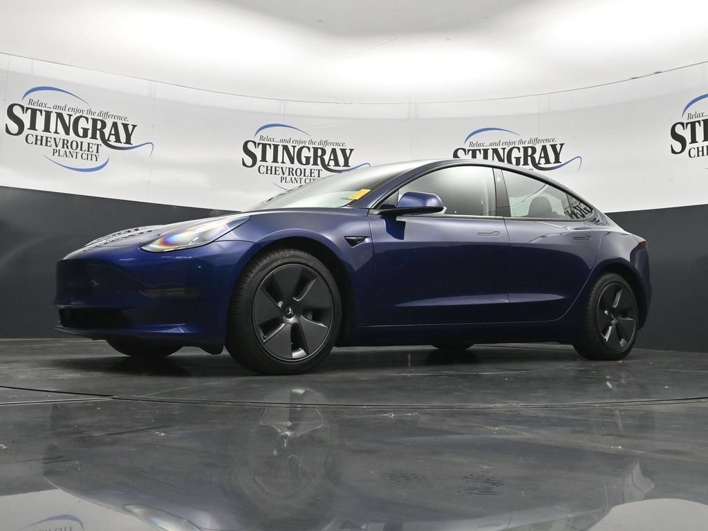Used 2023 Tesla Model 3 Standard Range RWD image 28