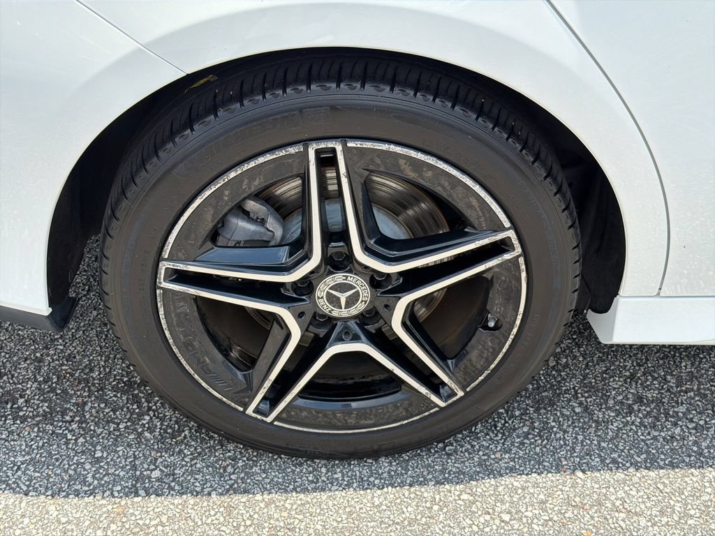 Used 2020 Mercedes-Benz CLA 250 image 17