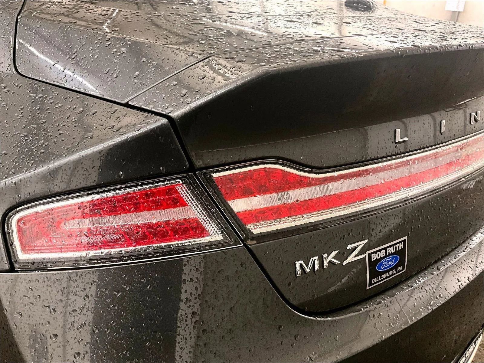 Used 2019 Lincoln MKZ Reserve image 28