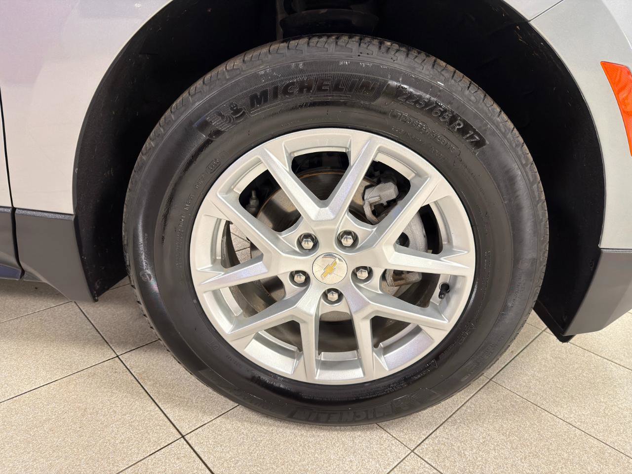 Used 2024 Chevrolet Equinox LS w/ LPO, Floor Liner Package image 13