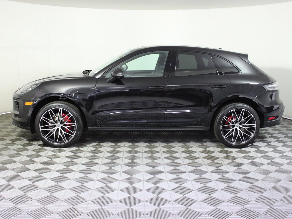 New 2026 Porsche Macan S image 2