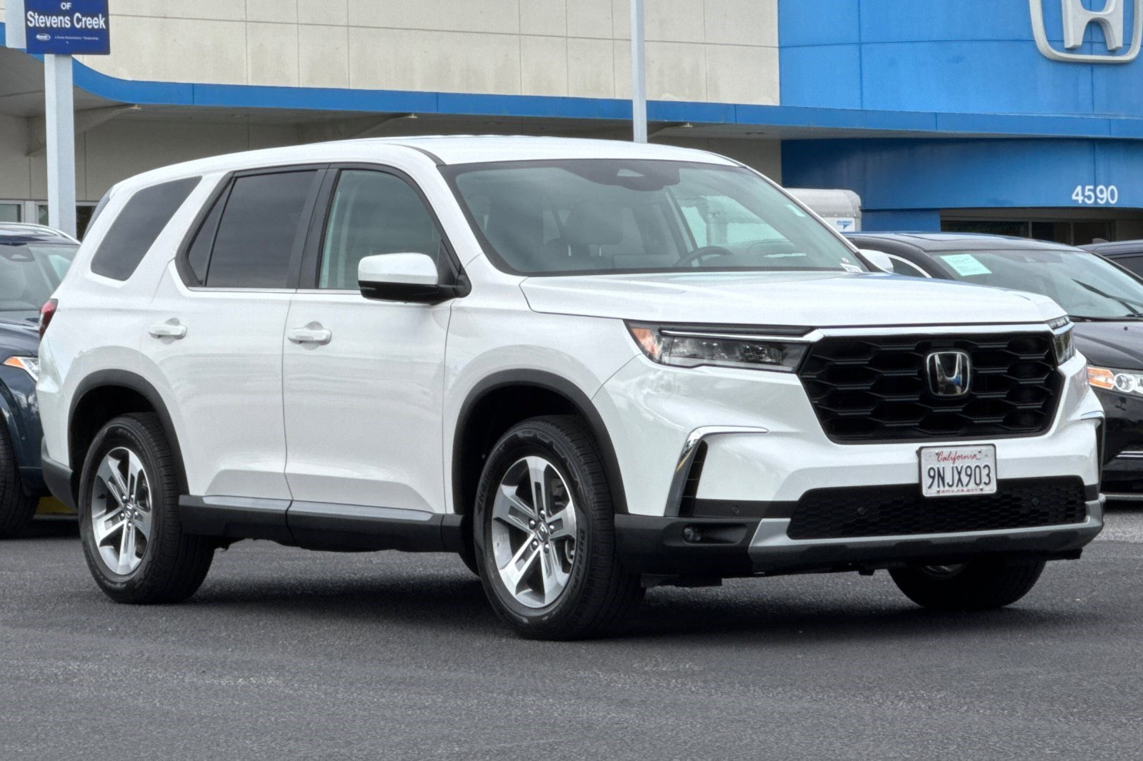 Certified 2025 Honda Pilot EX-L image 6