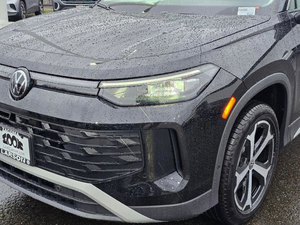 New 2026 Volkswagen Tiguan SE image 10