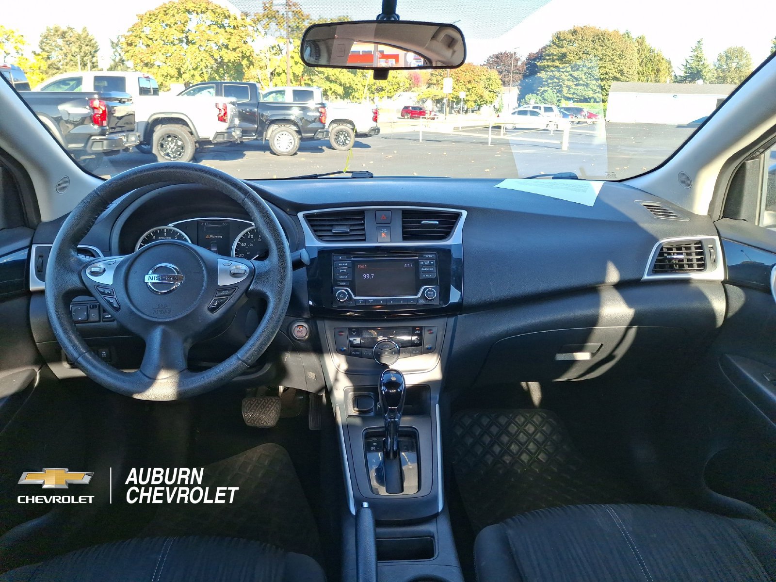 Used 2018 Nissan Sentra SV FWD image 9