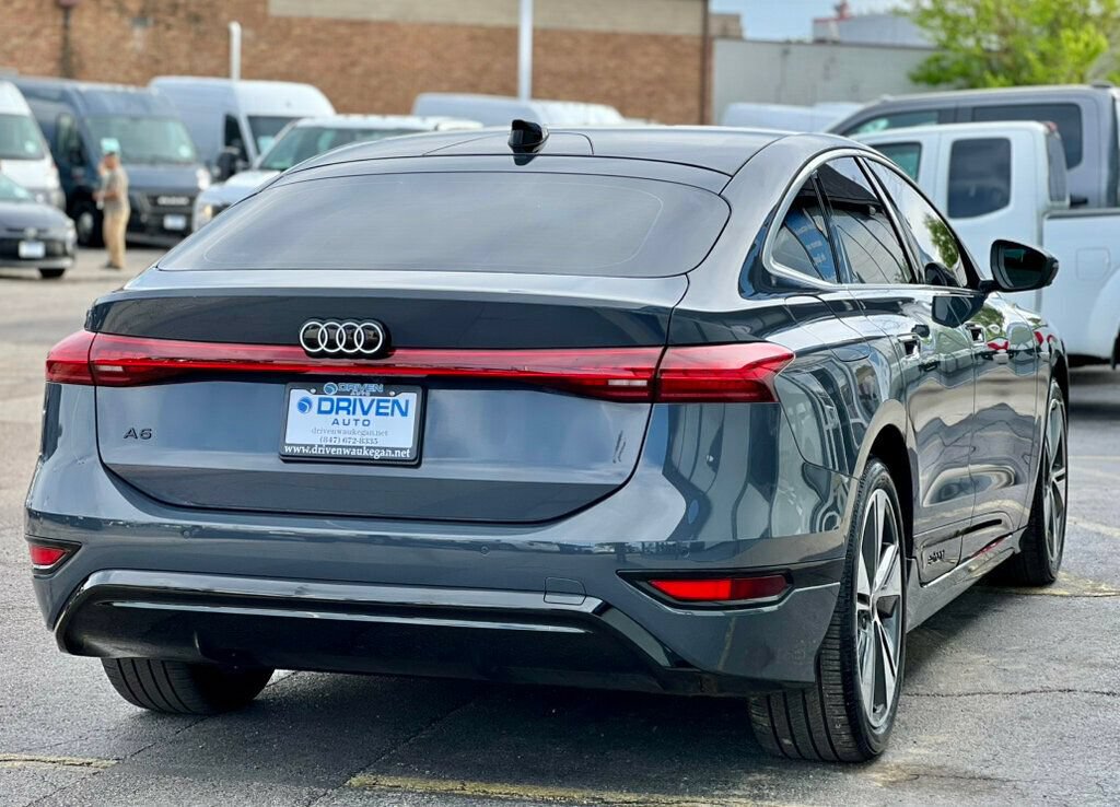 Used 2025 Audi A6 e-tron Premium Plus w/ Premium Plus RWD image 35