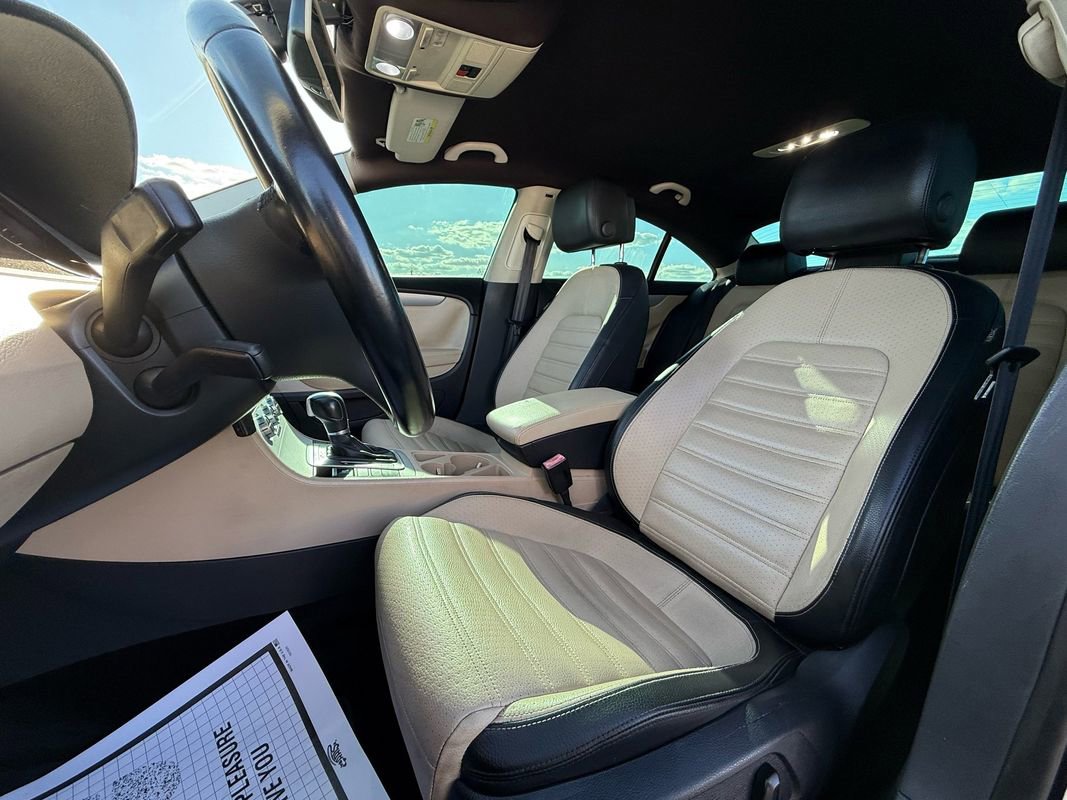 Used 2015 Volkswagen CC Sport image 7