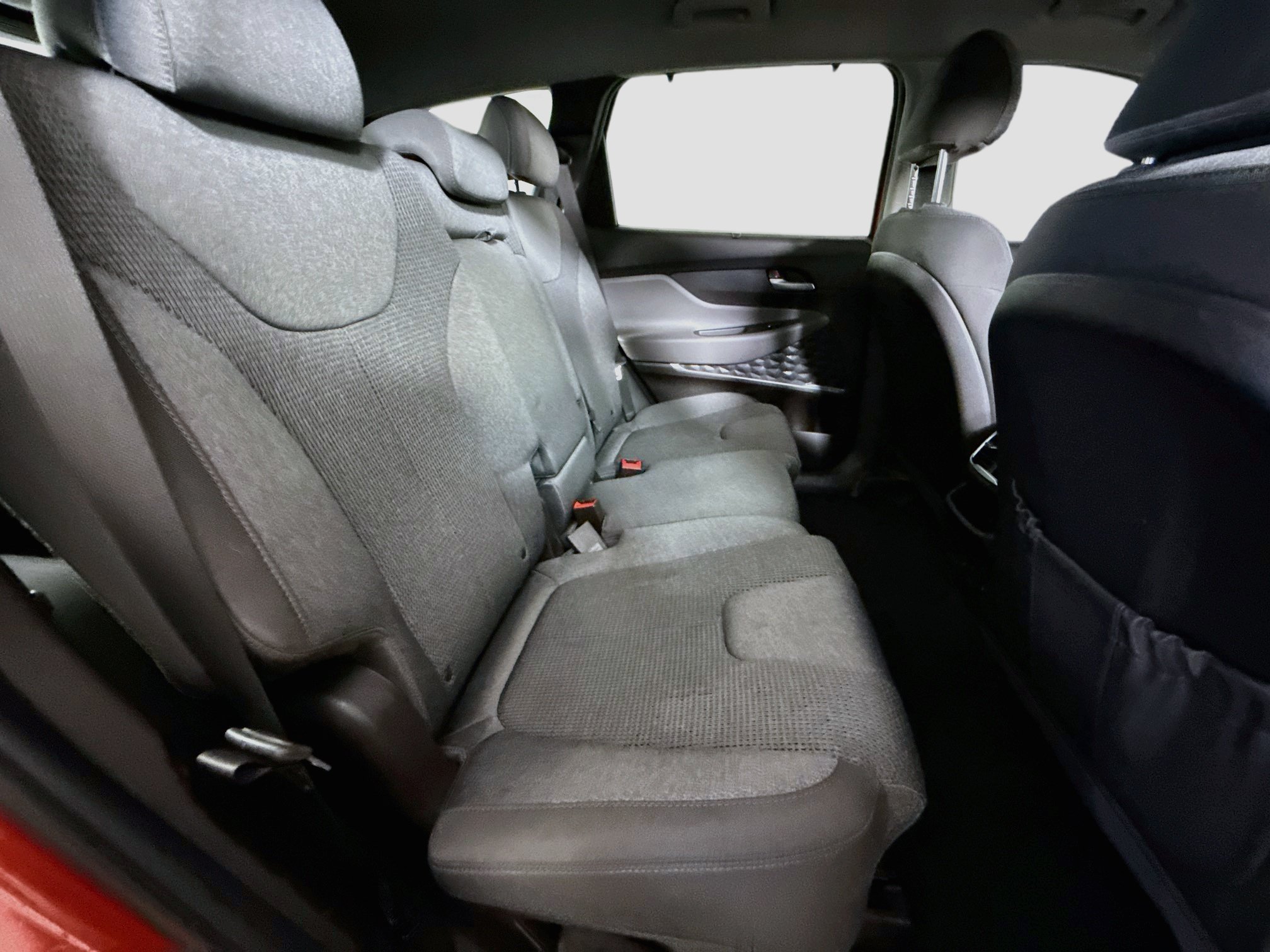 Used 2019 Hyundai Santa Fe SEL FWD image 27