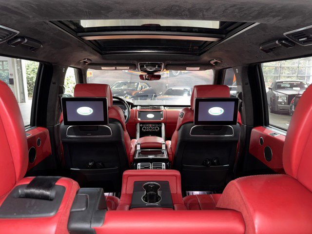 Used 2017 Land Rover Range Rover Long Wheelbase Autobiography image 15