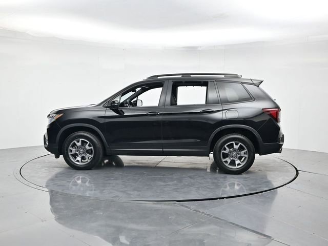 Used 2022 Honda Passport TrailSport image 7