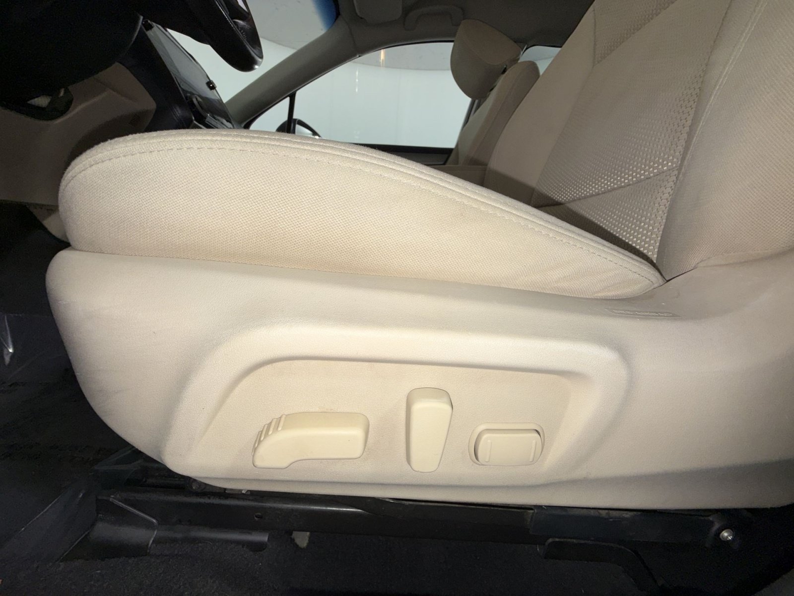 Used 2019 Subaru Outback 2.5i Premium AWD/4WD image 14