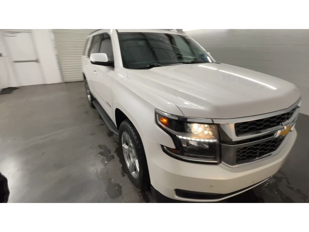 Used 2017 Chevrolet Tahoe LT image 3