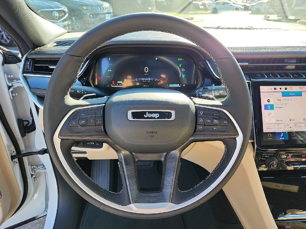 Used 2024 Jeep Grand Cherokee Limited 4xe AWD/4WD image 21