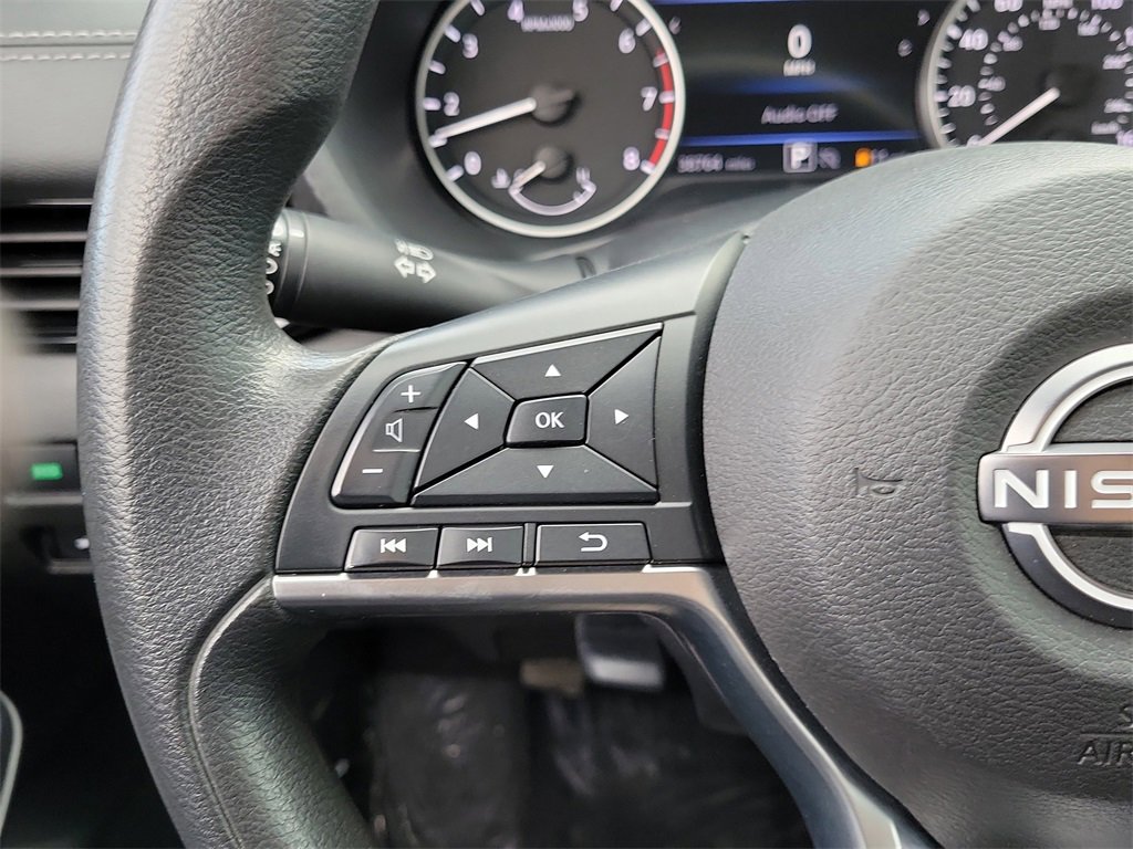 Certified 2024 Nissan Sentra SV image 5