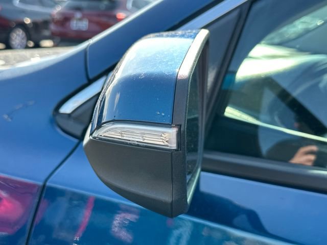 Used 2020 GMC Terrain SLE w/ Driver Convenience Package image 9