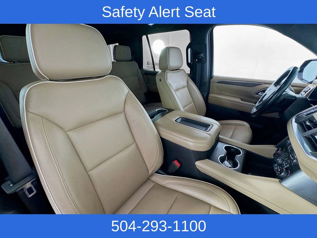 Used 2021 Chevrolet Tahoe Premier w/ Premium Package image 31