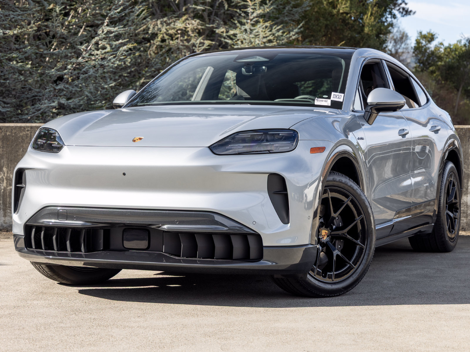 New 2026 Porsche Cayenne Electric Coupe AWD/4WD image 1
