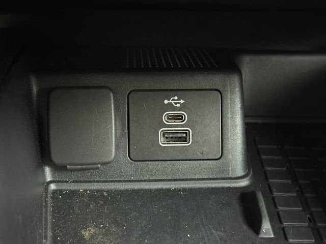 Used 2025 Ford Bronco Sport Outer Banks w/ Outer Banks Tech Package+ AWD/4WD image 13