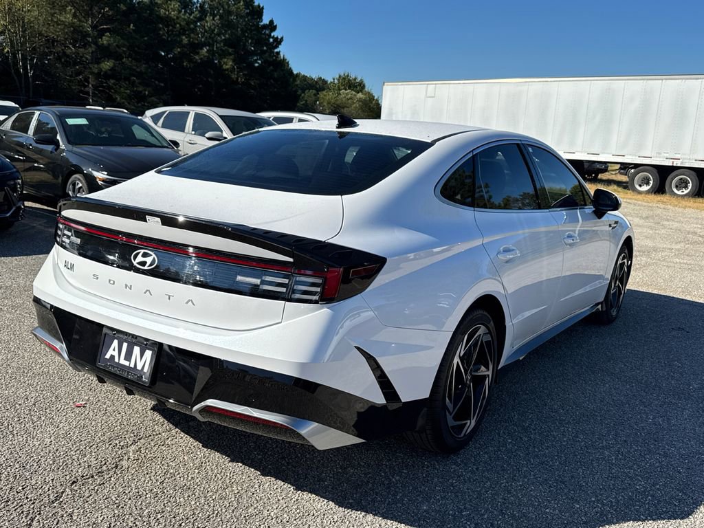 New 2026 Hyundai Sonata SEL image 5