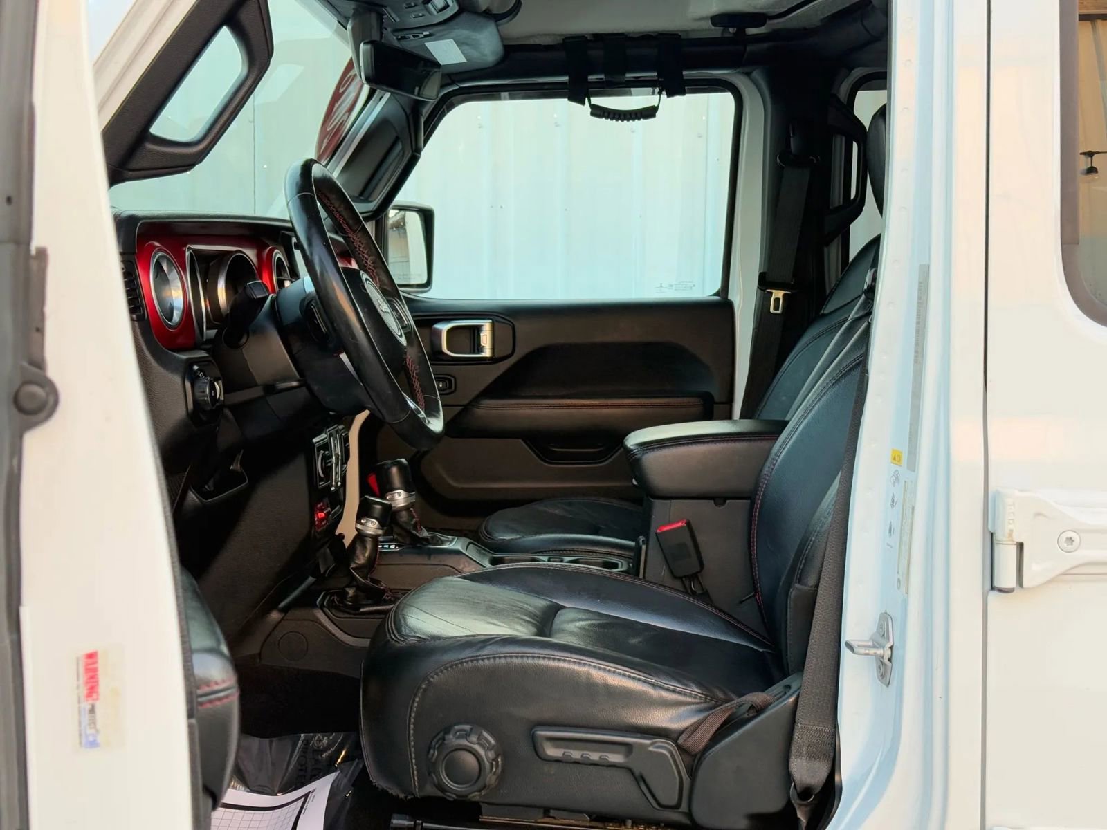 Used 2018 Jeep Wrangler Unlimited Rubicon image 9