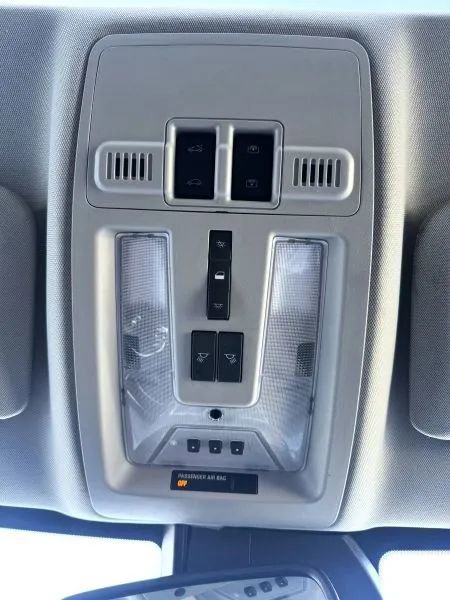 Used 2015 Cadillac SRX Luxury w/ Driver Awareness Package image 40