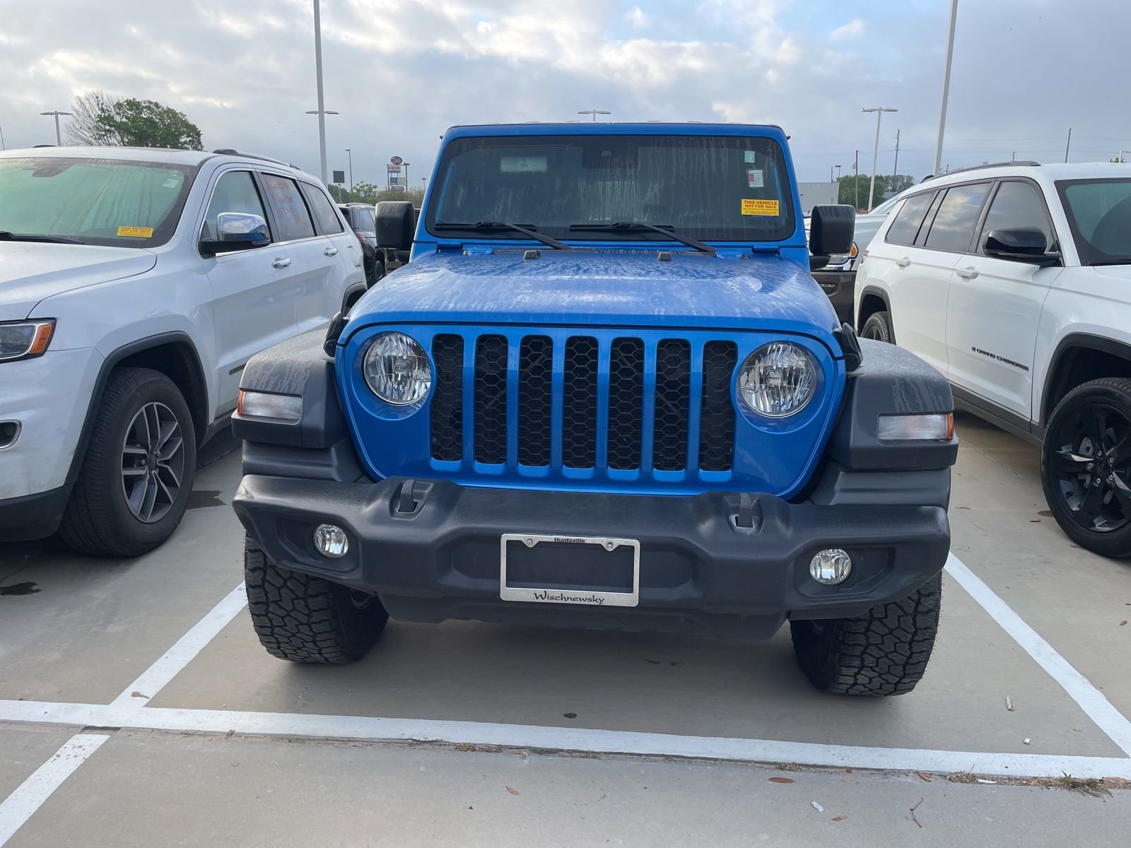 Used 2024 Jeep Wrangler Sport S image 2