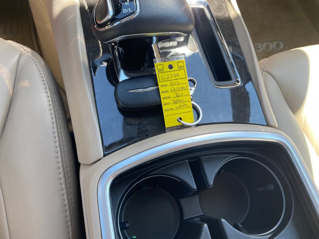 Used 2013 Chrysler 300 RWD image 15
