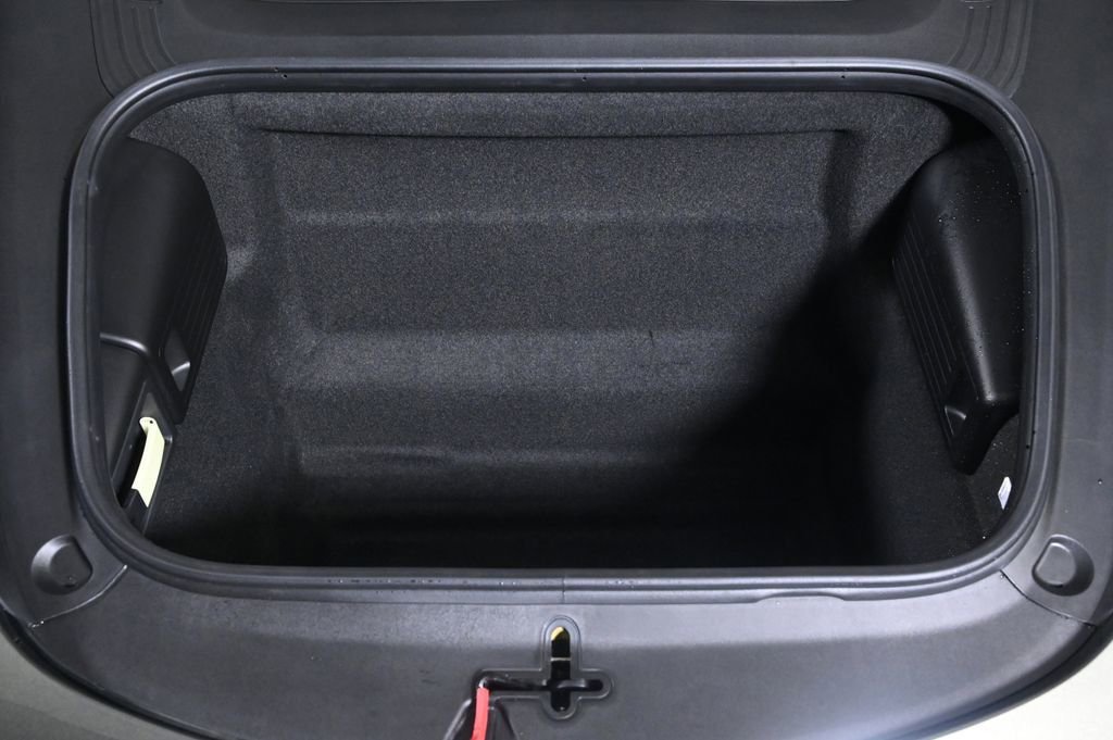 Used 2025 Porsche 718 Cayman image 23